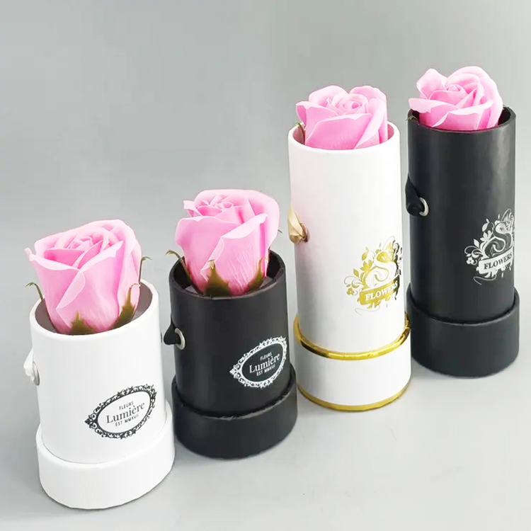 mini flower box with ribbon