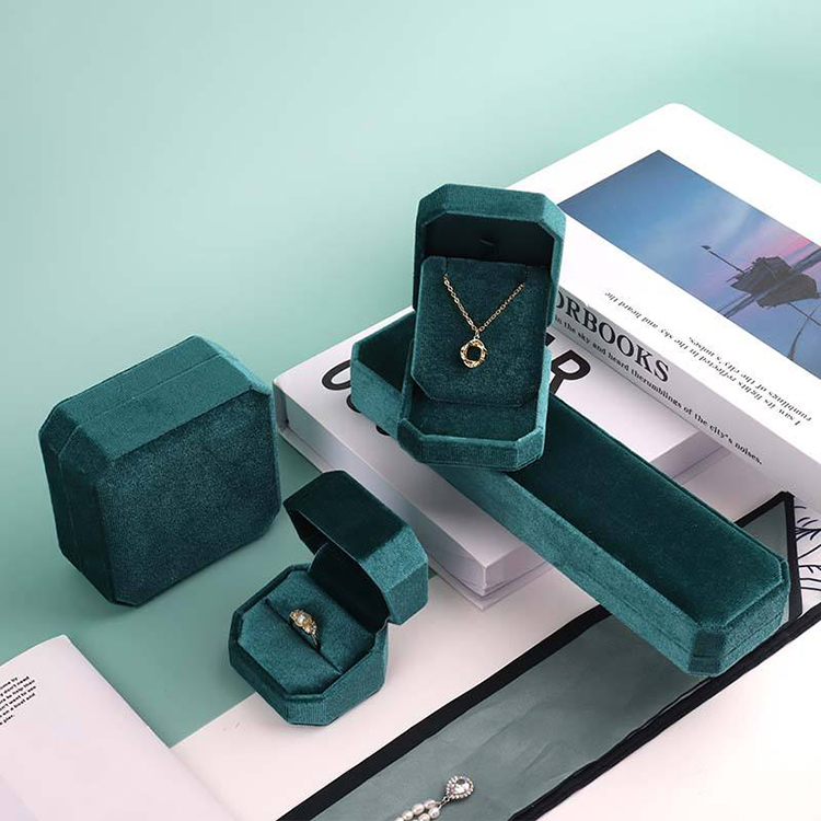 New Arrival Fashion Design Single Ring Box with Custom Logo