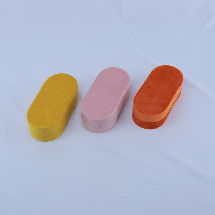 Top-ranked Velvet Jewelry Travel Ring Storage Box with Custom Logo