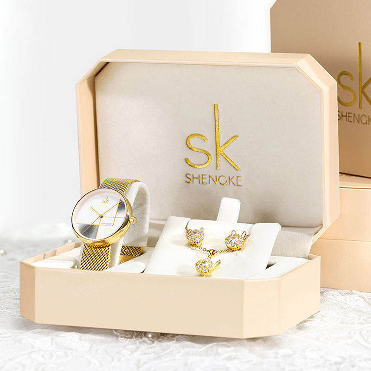 women watch box 3