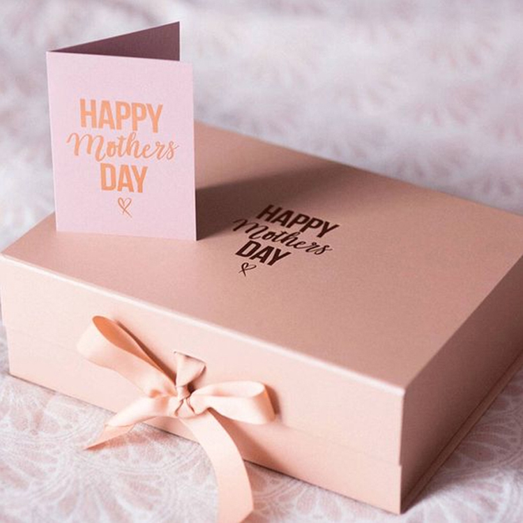 Folding Gift Box with Ribbon