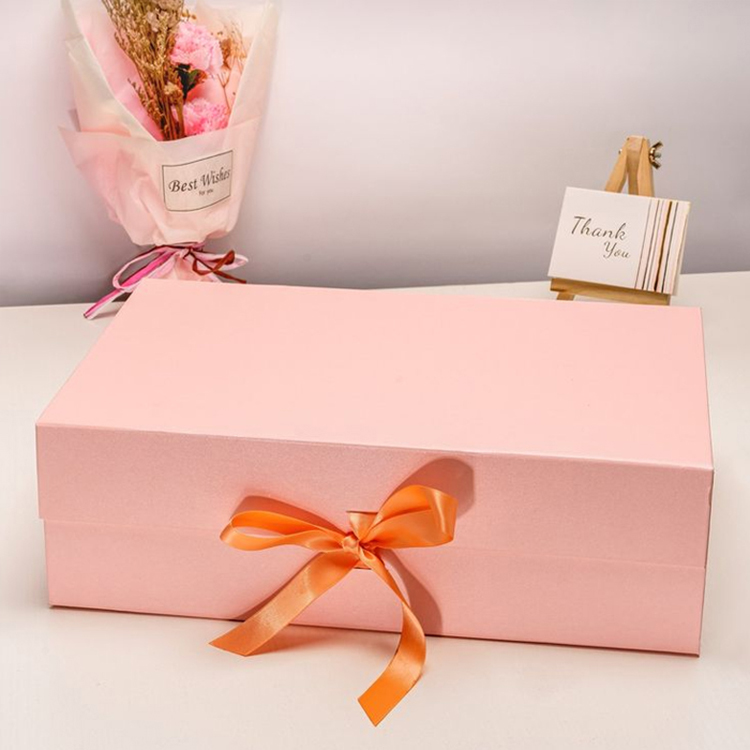 Folding Gift Box with Ribbon