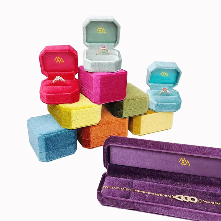 Custom made velvet jewelry storage box 9