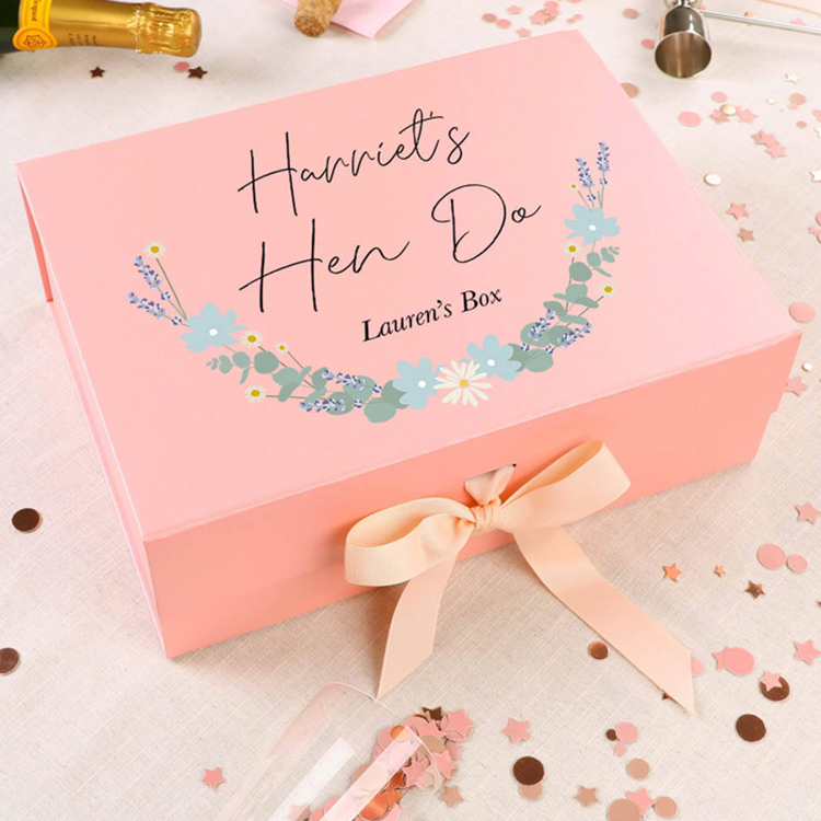 folding gift box with ribbon 1