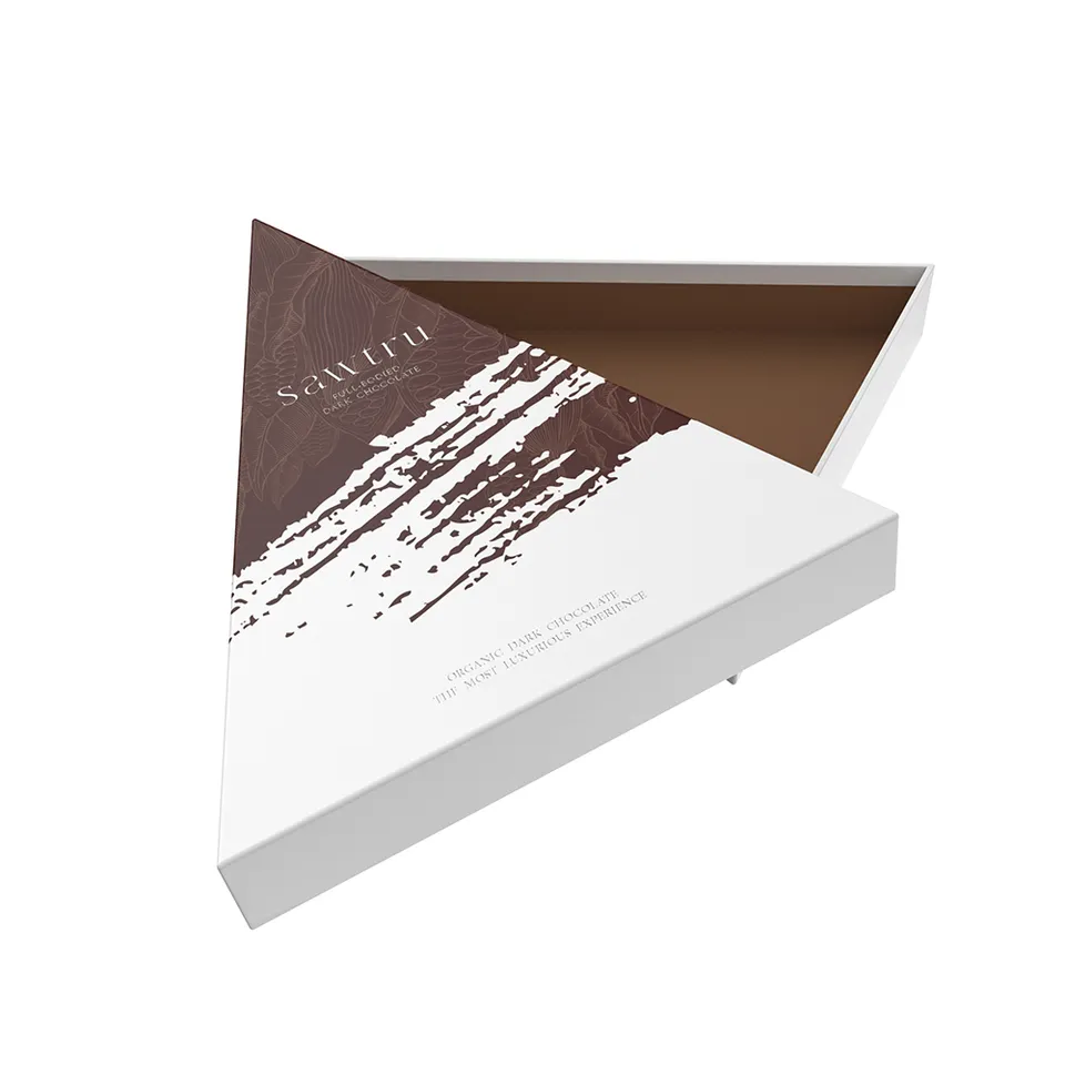 Triangle Macaron Box