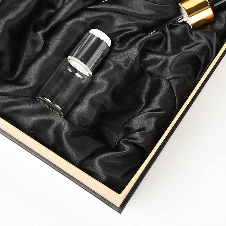 Skincare Packaging Sets Box with Custom Logo Luxury Magnetic Gift Box