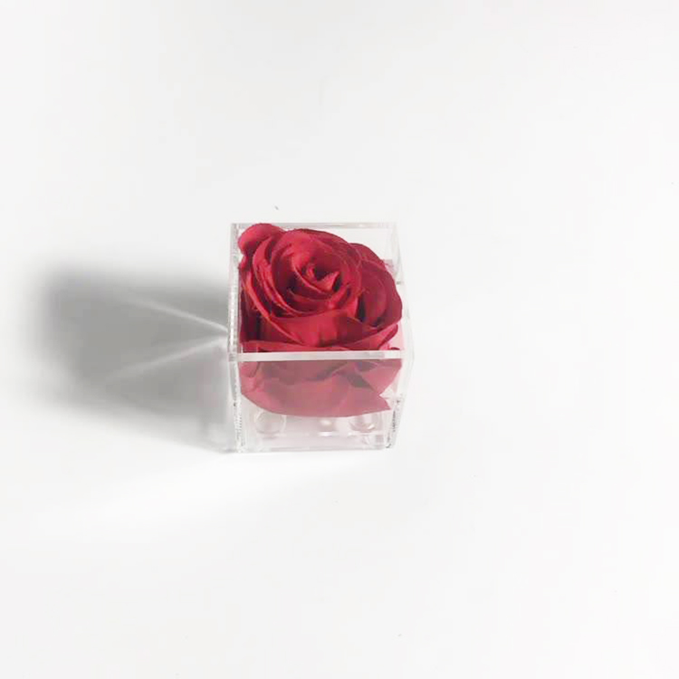 Customizable single flower acrylic box