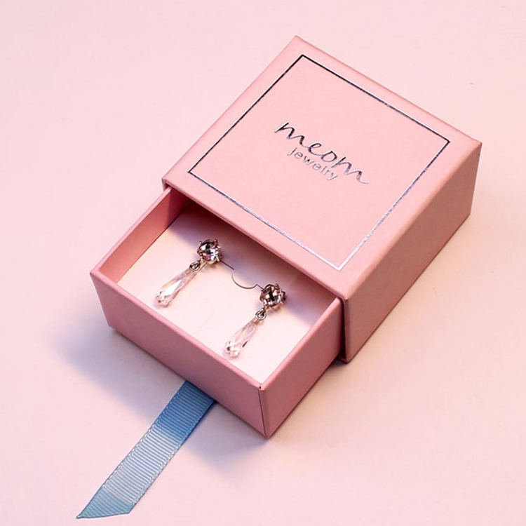 Paper Necklace Gift Box