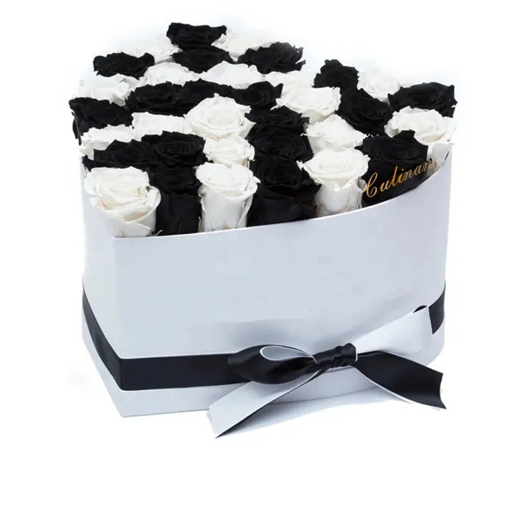 White heart flower box