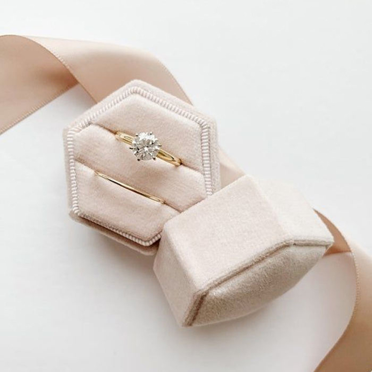 Velvet Ring Box