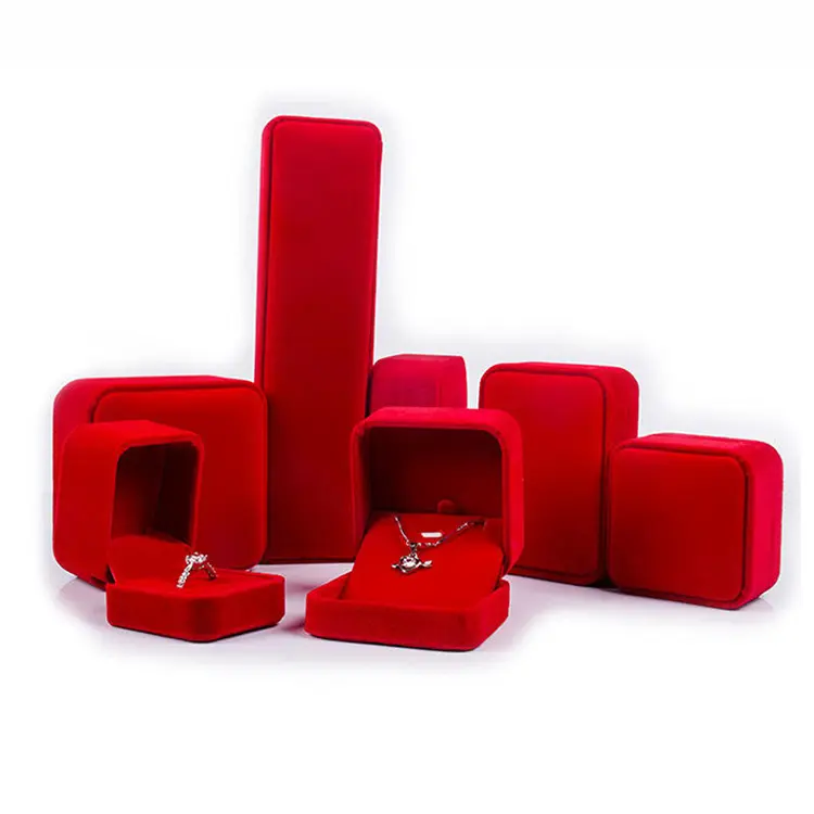 How Do Velvet Jewelry Boxes Protect Jewelry From Damage Or Tarnishing?