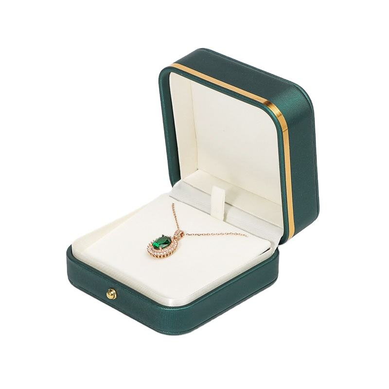 Luxury PU Leather Jewelry Box with Velvet Interior And Magnetic Closure for Bracelet
