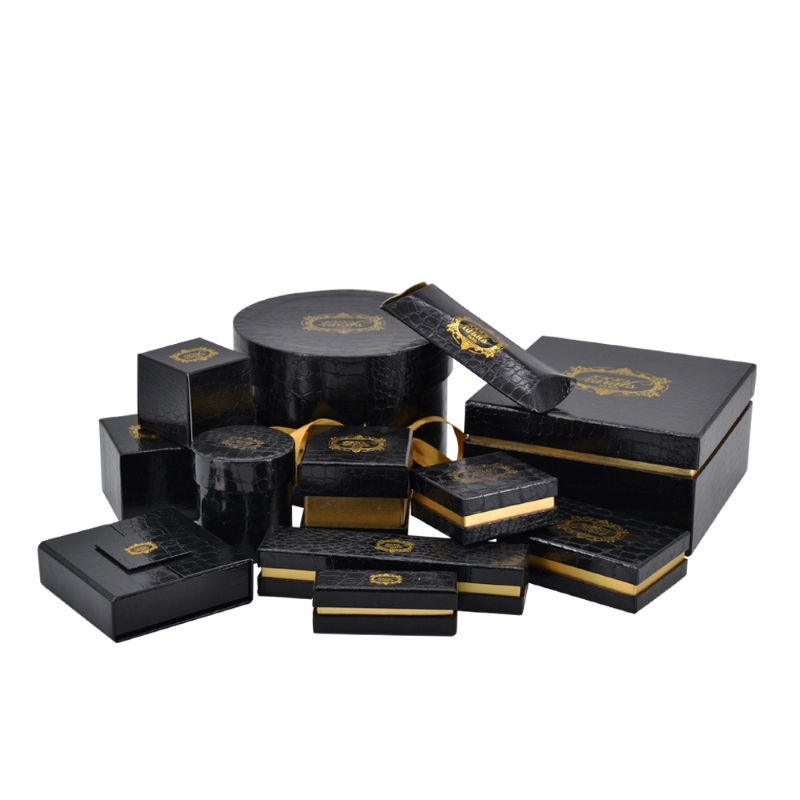 Black Gold Croc Texture Chocolate Gift Box Set